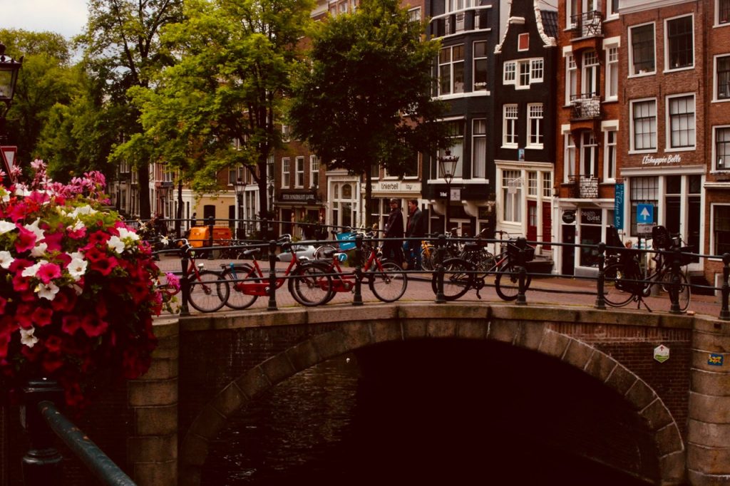 Interrail Yapan 2 Gencin Gözünden: Amsterdam 2 Interrail Yapan 2 Gencin Gözünden: Amsterdam 2