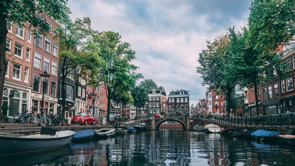 Interrail Yapan 2 Gencin Gözünden: Amsterdam 1 Interrail Yapan 2 Gencin Gözünden: Amsterdam 1